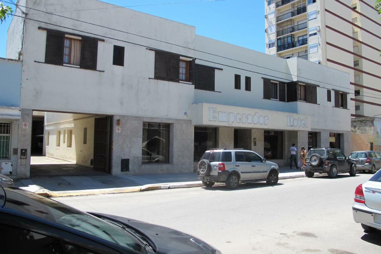 נקוצ'אה Hotel Emperador מראה חיצוני תמונה