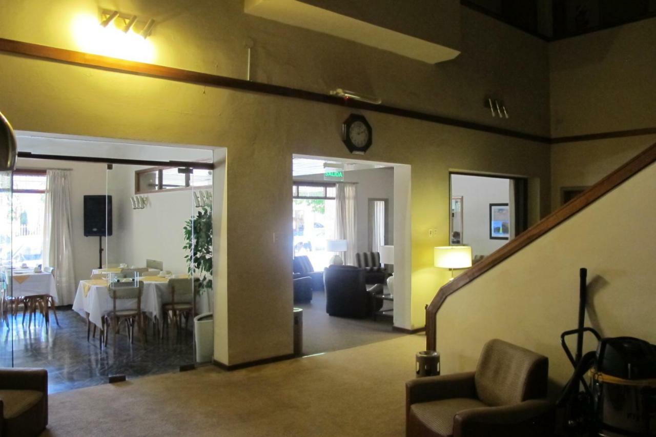 נקוצ'אה Hotel Emperador מראה חיצוני תמונה